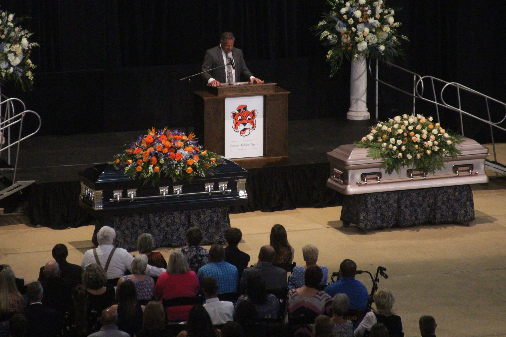 A community remembers Rod and Paula Bramblett at their memorial service